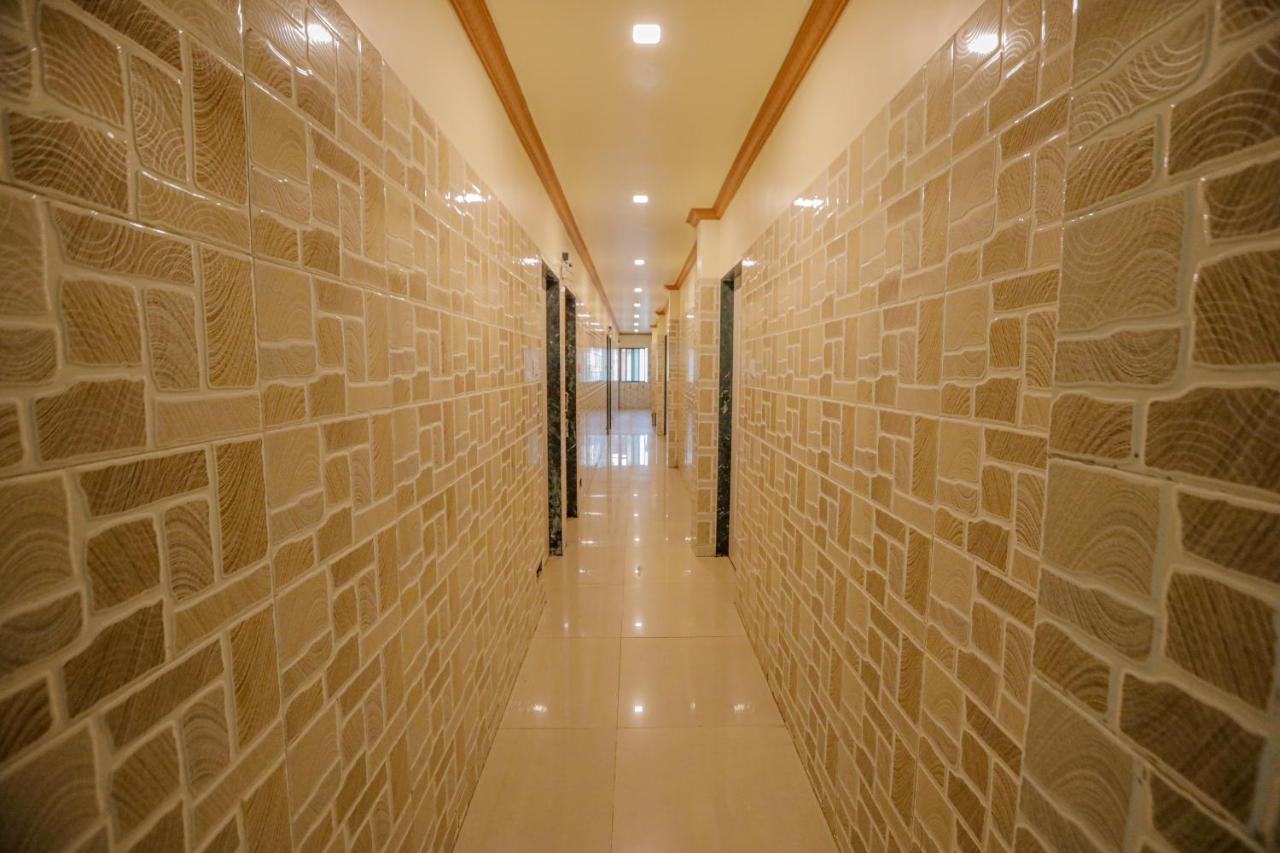 Hotel Sai Niwas Lonavala Extérieur photo